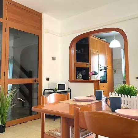 Holihome_gasperi - Duplex Per Due Famiglie Vicino
